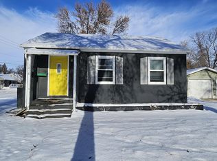 1216 5th Ave NW, Minot, ND 58703