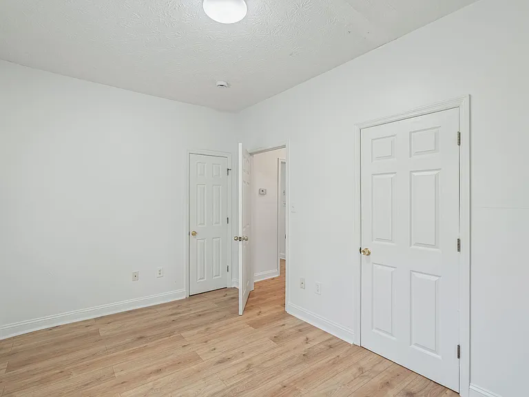 605 Spruce St NE — Photo 10