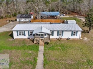 175 Oak Lake Dr, Hinesville, GA 31313