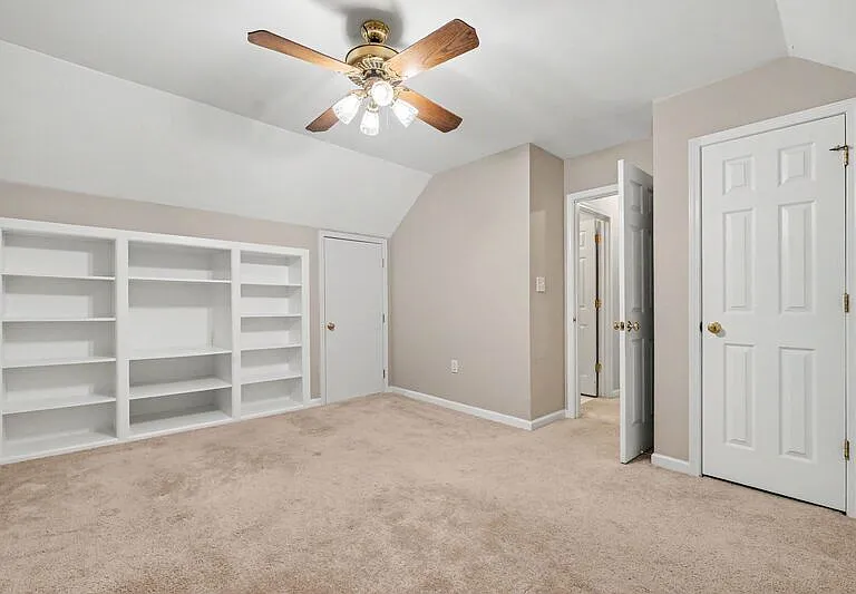 2549 Adonis Ct — Photo 18