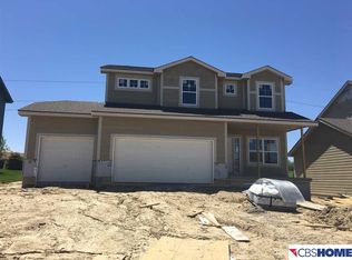 16913 Centennial Rd, Omaha, NE 68136