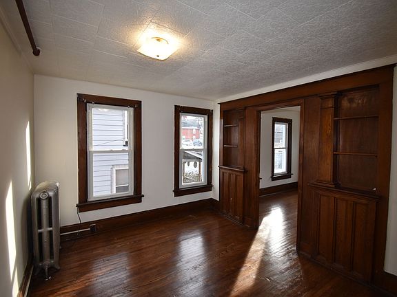 4th image of 22 S Highland St Floor 2