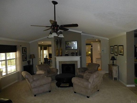 5th image of 4040 Bettian Ave