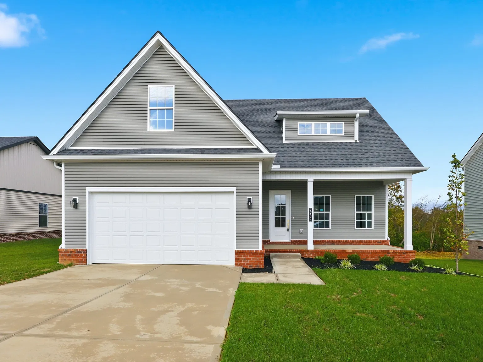 4 bed, 2138 sqft, $2,550 — Photo 1