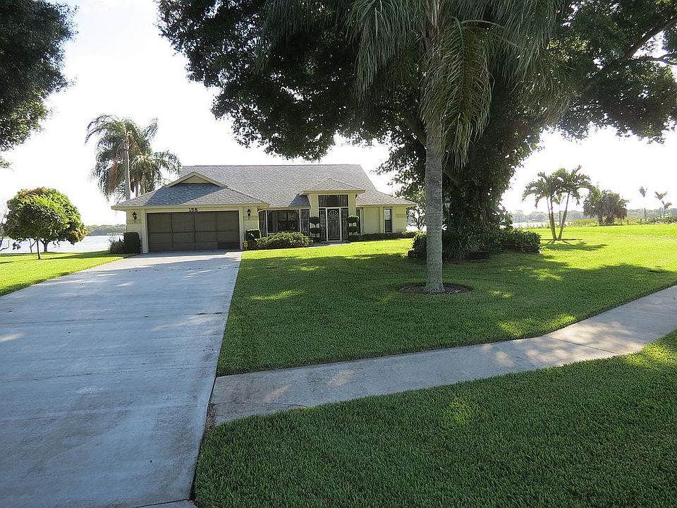 1st image of 158 Deanna Dr