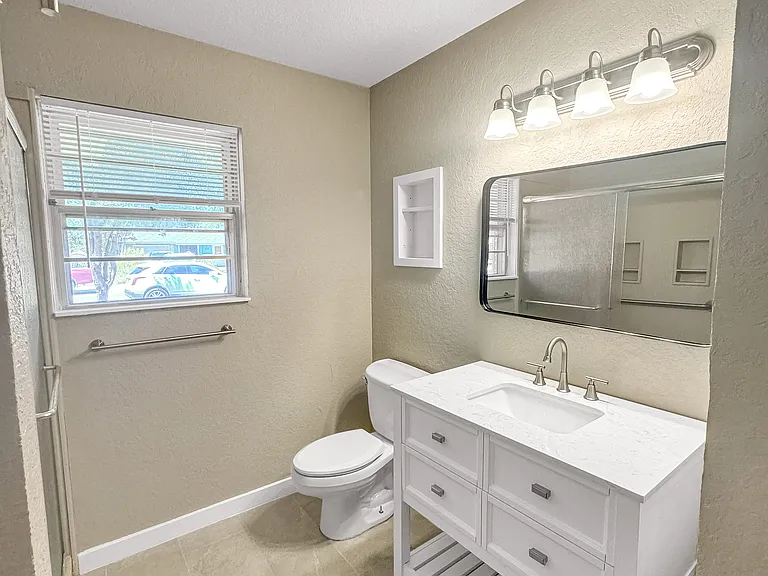 310 Mahota Dr — Photo 22