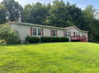 9034 State Route 39 NE, Sherrodsville, OH 44675