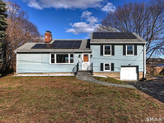 2nd image of 206 Bridgeview Place