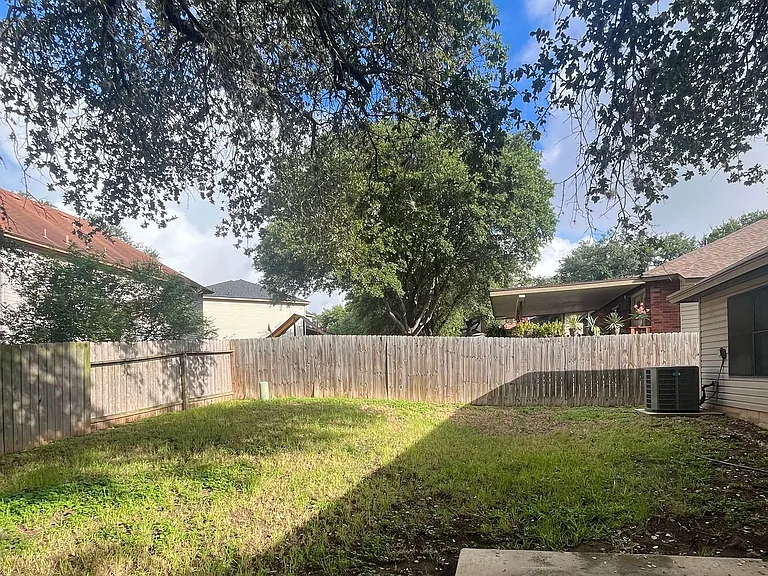 15838 Colton Wl — Photo 13