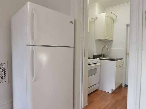 3rd image of 123 W 111th St #4A