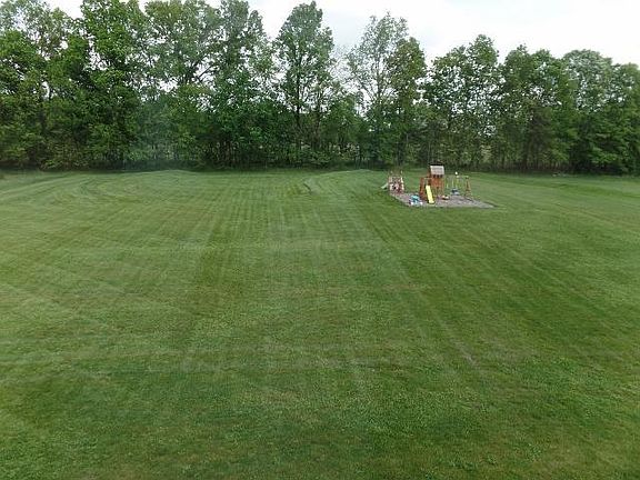 5th image of 7769 Meadow Chase Dr