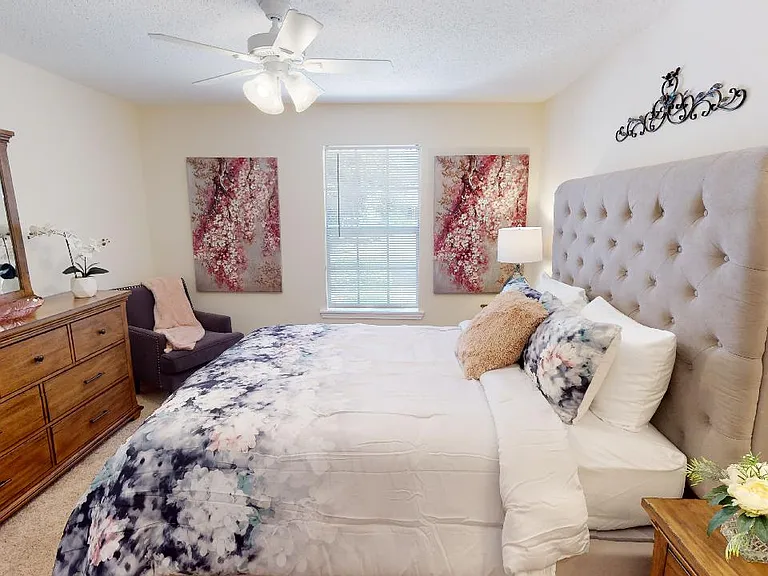 Aspen Village Apartment Homes — Photo 13