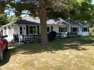 80 Maple Grove Rd, Lapeer, MI 48446