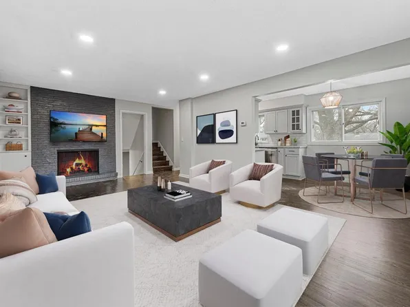 3633 Robinwood Ter, Minnetonka, MN 55305