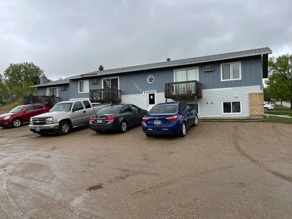 1525 12th St NW, Minot, ND 58703