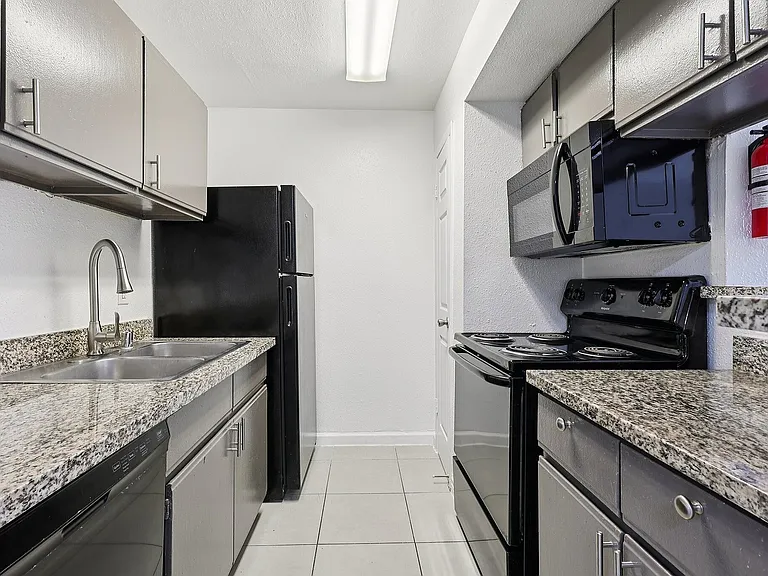 9-web-or-mls-11710 Briar Forest Dr Unit 2001-S1103-007