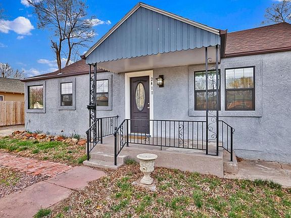 4th image of 2411 Wyoming Ave