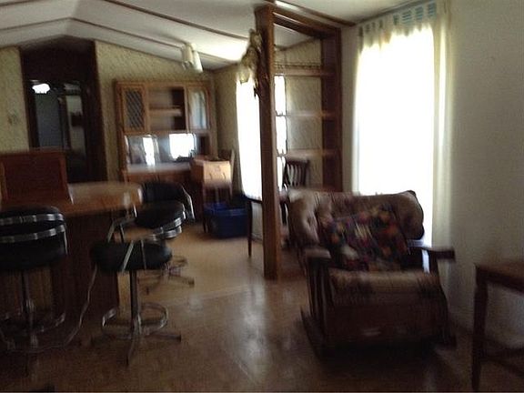 4th image of 2374 County Road 3701
