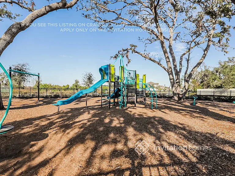 1862 Crinkle Leaf Ct — Photo 17