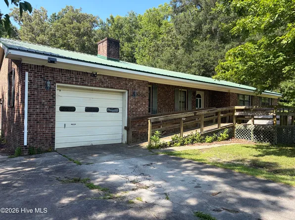 1371 Cooper Road, Bayboro, NC 28515