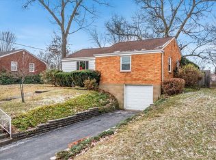 9237 Lancelot Dr, Pittsburgh, PA 15237