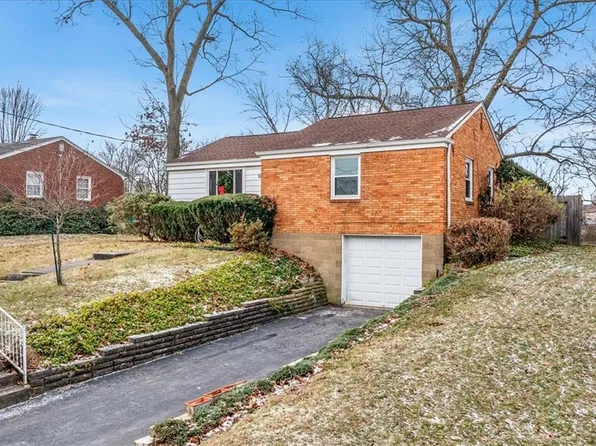 9237 Lancelot Dr, Pittsburgh, PA 15237