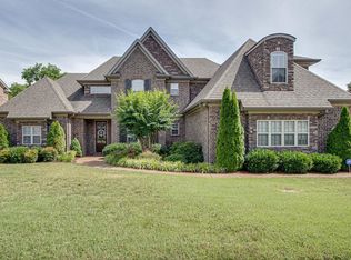 1557 Hunt Club Blvd, Gallatin, TN 37066