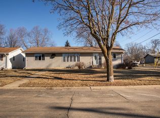 811 20th St SW, Austin, MN 55912