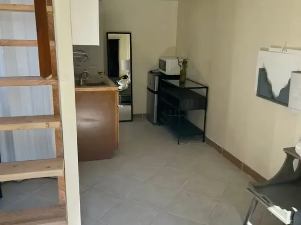 (undisclosed Address), Los Angeles, CA 90034