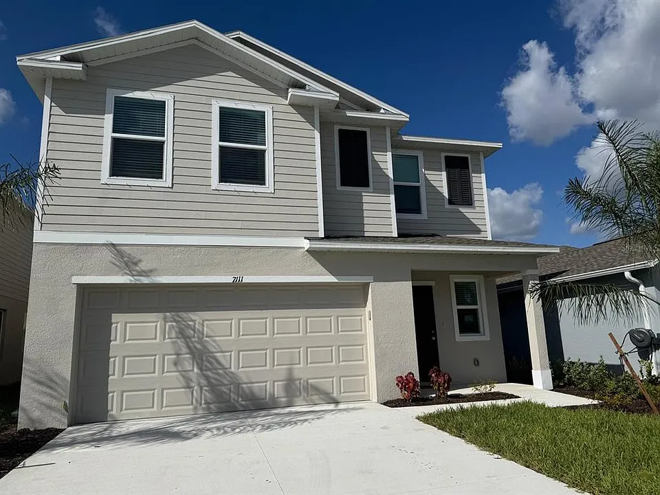 7111 Weeping Pine Dr