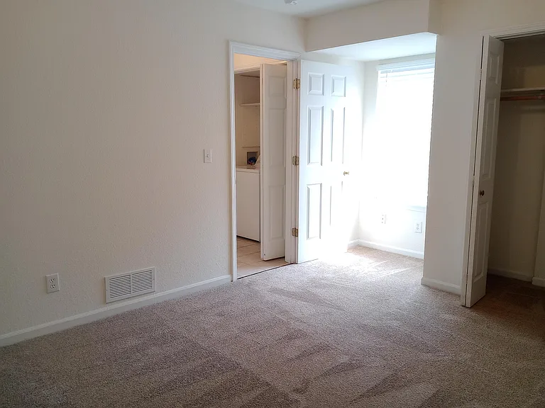 4304 Caleb Ct — Photo 10