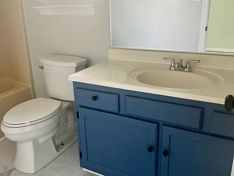 943 Chigwell Rd — Photo 10