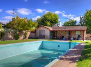 247 Laurel Ave, Oakdale, CA
