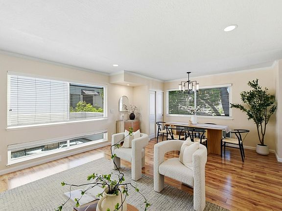 3rd image of 1919 Alameda De Las Pulgas APT 130