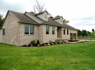 2048 N Cynthiana Rd, Paris, KY 40361