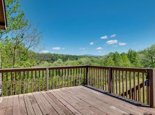 171 Hall Cove Rd, Warne, NC 28909