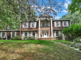 6 Rock Spring Rd, Chester, NJ 07930