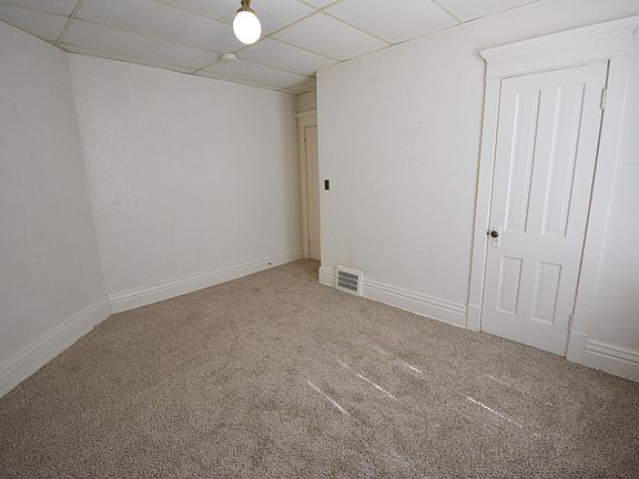 4th image of 1054 W 8th St APT 1