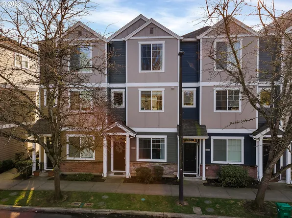10452 SW 90th Ave, Tigard, OR 97223