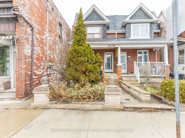 2378 Saint Clair Ave W, Toronto, ON M6N 1K8