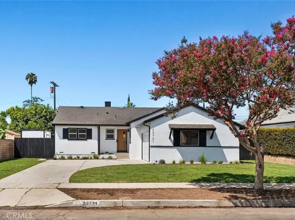 20701 Schoolcraft St, Winnetka, CA 91306
