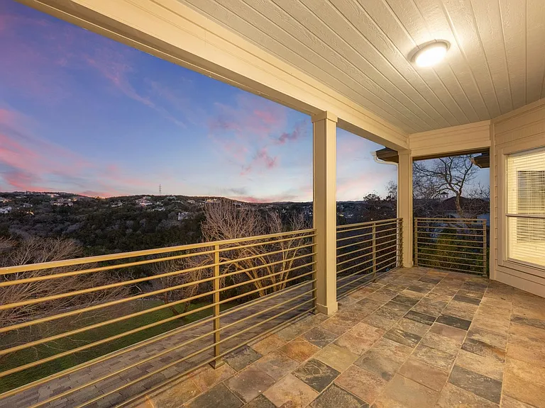 7905 Brightman Ln — Photo 31