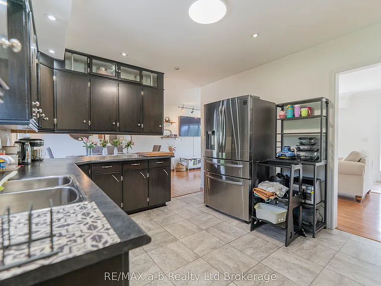 56229 Talbot Line — Photo 8