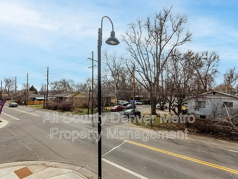5523 W 10th Ave — Photo 17