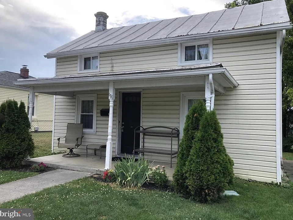 131 S Purcell Ave