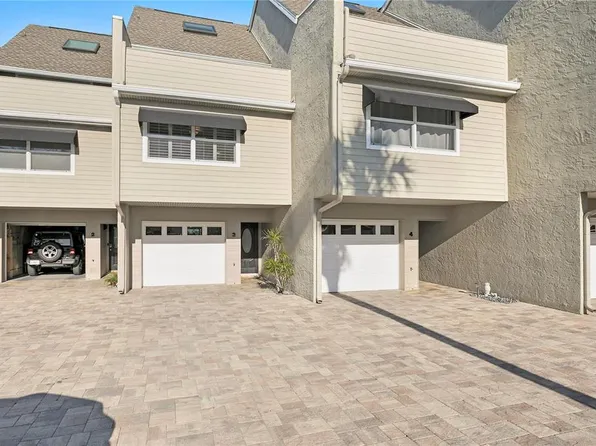 360 8th Ave N APT 3, Tierra Verde, FL 33715