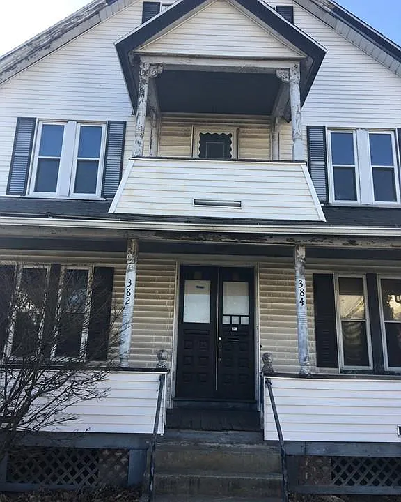 Building Photo 3