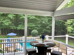 12 Pilgrims Way, Gaylordsville, CT 06755