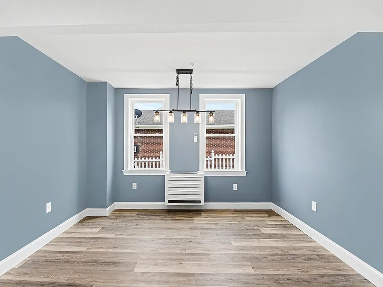 20 Walnut St — Photo 6