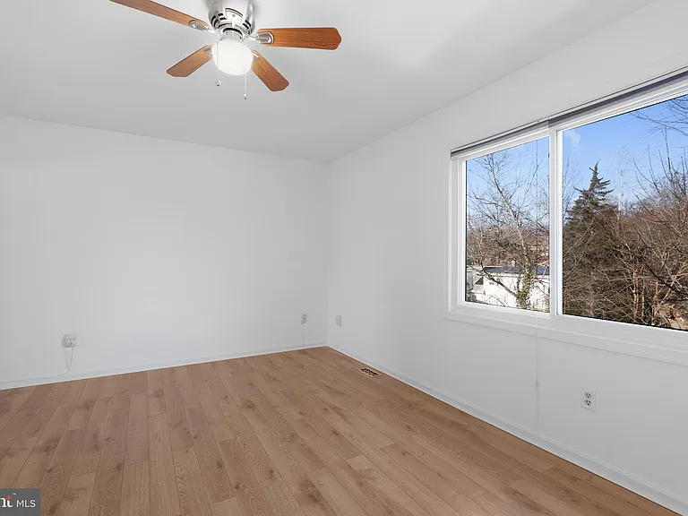 2636 E Side Dr — Photo 18